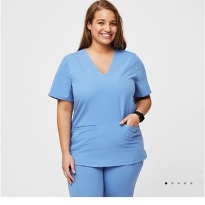 Figs Casma Scrub Top Ceil Blue